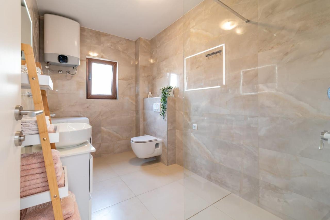 Oleandar Apartment Trogir Ngoại thất bức ảnh
