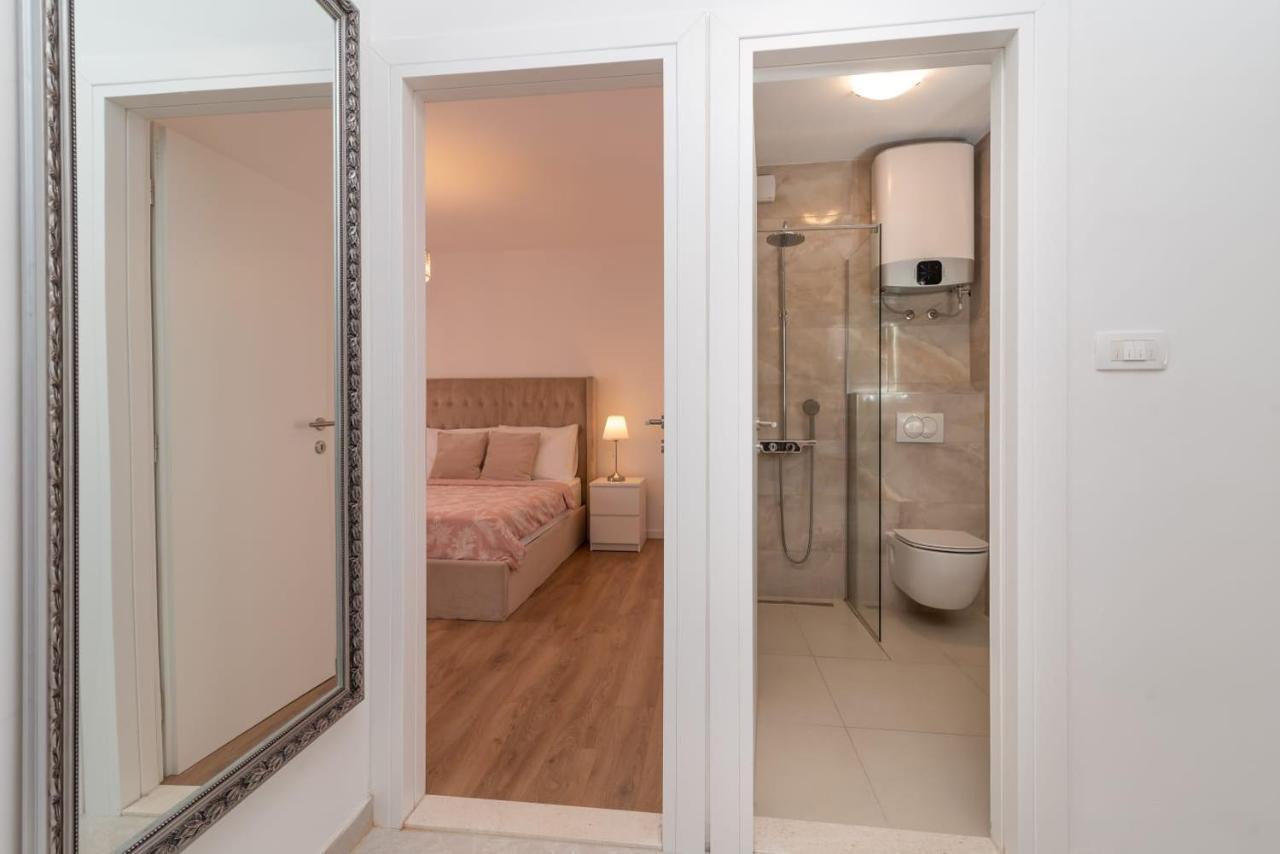 Oleandar Apartment Trogir Ngoại thất bức ảnh