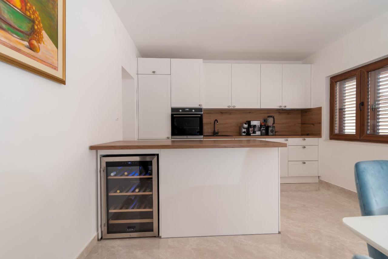 Oleandar Apartment Trogir Ngoại thất bức ảnh